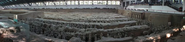 Panoráma fotó a híres terrakotta hadsereg Kínában — Stock Fotó