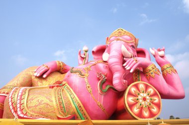 büyük pembe ganesha Tayland tapınak rahat poz