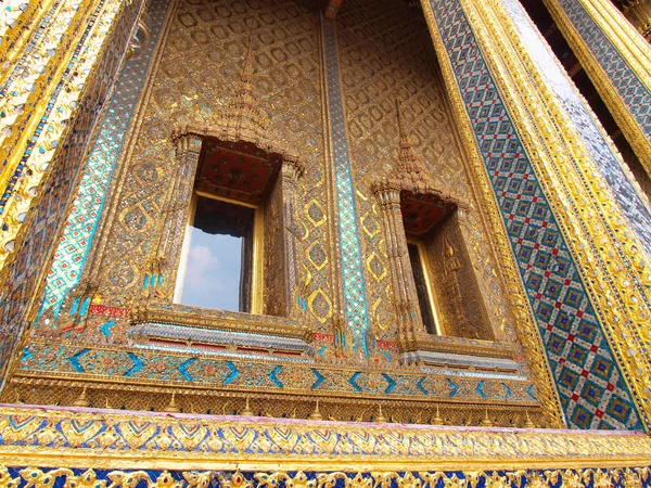 Palace ajtó Wat Pra Kaeo, Thaiföld — Stock Fotó