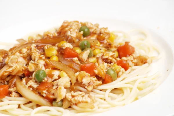 Primer plano de espaguetis y salsa — Foto de Stock