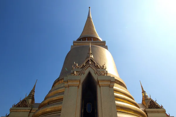 Złota pagoda w grand palace, Tajlandia bangkok — Zdjęcie stockowe