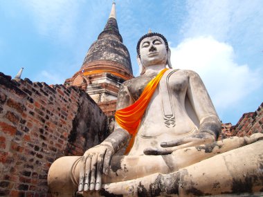 Buda heykelinin wat yai chai mongkol-ayuttaya, Tayland