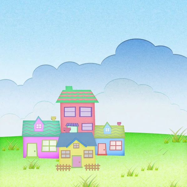 Huis van recycle papier met gras veld en zon instellen achtergrond — Stockfoto
