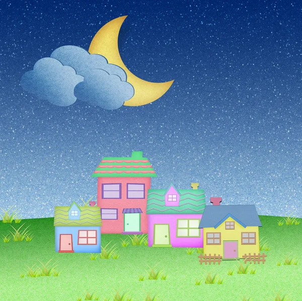 Дом из бумаги с луной в ночное время — стоковое фото
