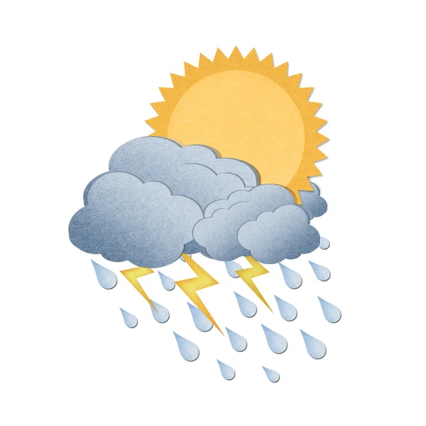 Grunge-Recycling-Papier Sonne mit Regen auf weißem Hintergrund — Stockfoto