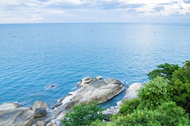 koh samui Tayland ada. Deniz kaya yığını