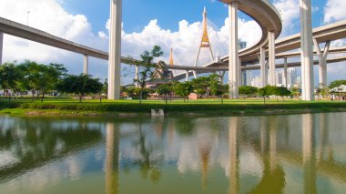 Tayland, köprü Bhumibol köprü chao phraya r üstünden geçiyor.