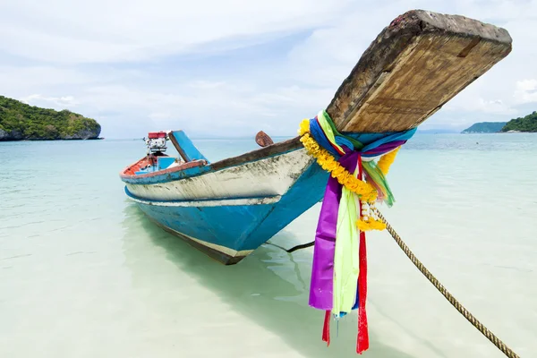 Stock image Long tail boat sit on the beach, Samui island, Thailand