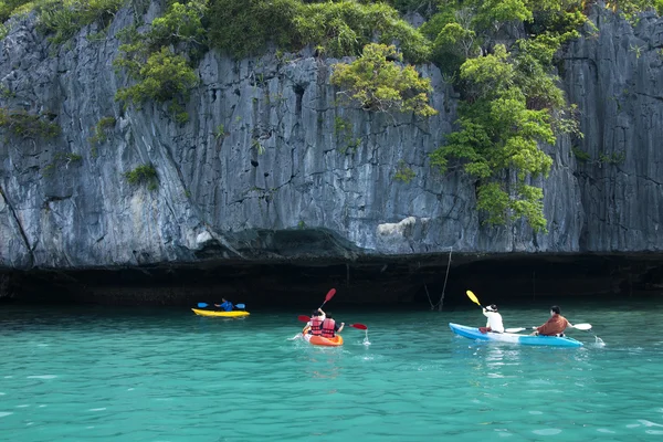 Kayaks on the sea — Stock Photo, Image