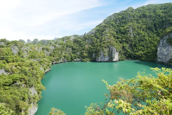 Pejzaż morski park narodowy angthong koh samui — Zdjęcie stockowe