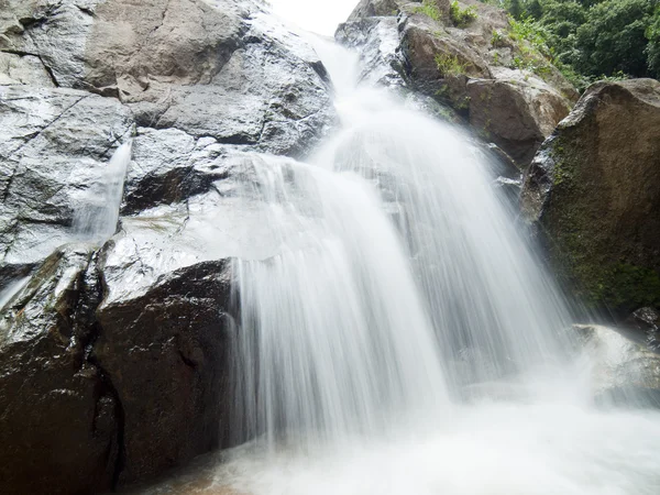 Waterfall in the jungle, Koh Samui island, Thailand — Stock Image Waterfall in the jungle, Koh Samui island, Thailand Stock Photo