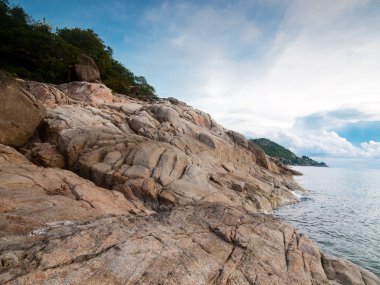 koh samui Tayland ada. plajda kayalar