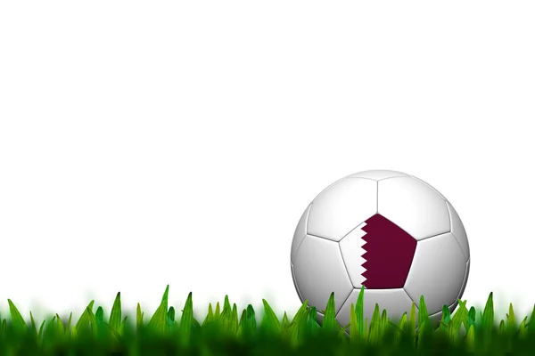 Balll de futebol 3D Qatar Bandeira Patter na grama verde sobre o bac branco — Fotografia de Stock