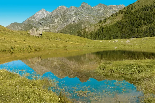 Tre Signori hegy és tó — Stock Fotó