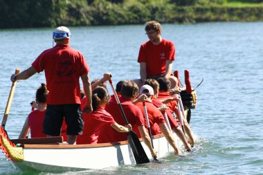 Dragon Tekne yarışında Rhine/Schweiz