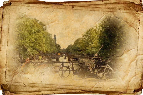 Weergaven van het oude amsterdam gemaakt in artistieke retro stijl — Stockfoto
