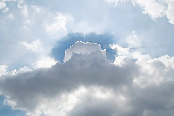 Cloud with light ray