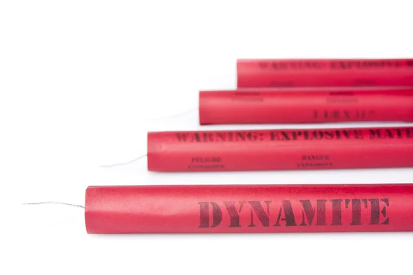 Dynamite stokken op een witte achtergrond — Stockfoto