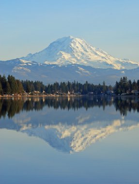 Mount Rainier Reflection clipart