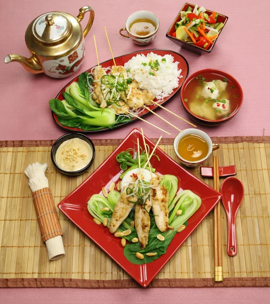 Brochettes de poulet asiatique — Photo