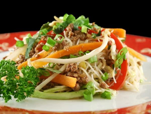 Hovězí chow mein — Stock fotografie