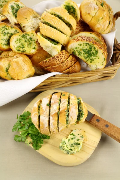 Sarımsak ve bitki ekmek — Stok fotoğraf