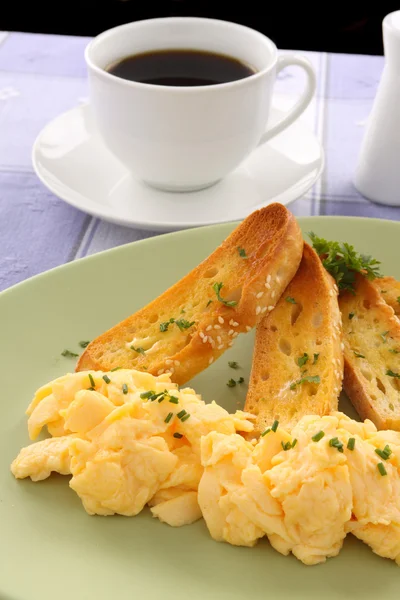 Scrambled Eggs And Coffee — Stock Photo, Image