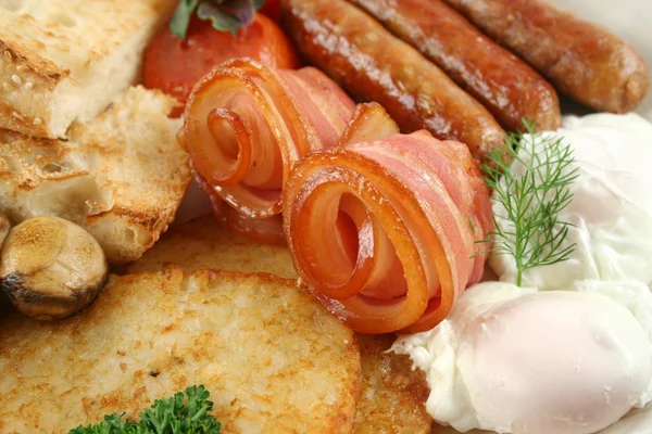 Mycket stor blandad grill frukost — Stockfoto