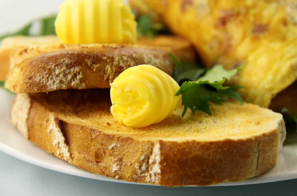 Burro sul pane tostato — Foto Stock