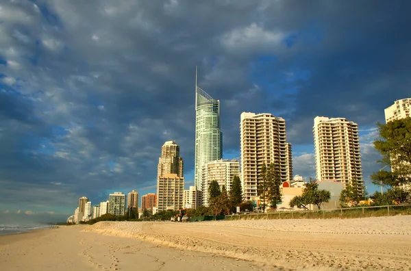 Серферы Paradise Gold Coast — стоковое фото
