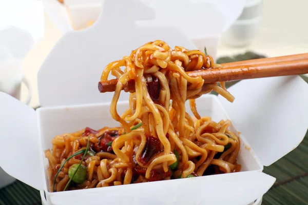Take Away BBQ Noodles — Stock Photo, Image