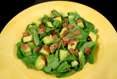 pastırma ve Avokado salatası
