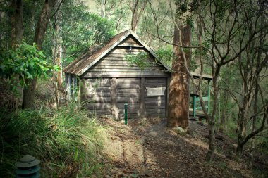 Old Log Cabin 1 clipart