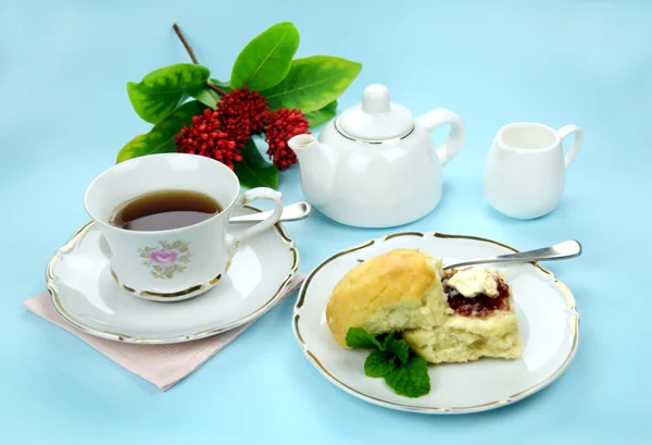 Chá e scones — Fotografia de Stock