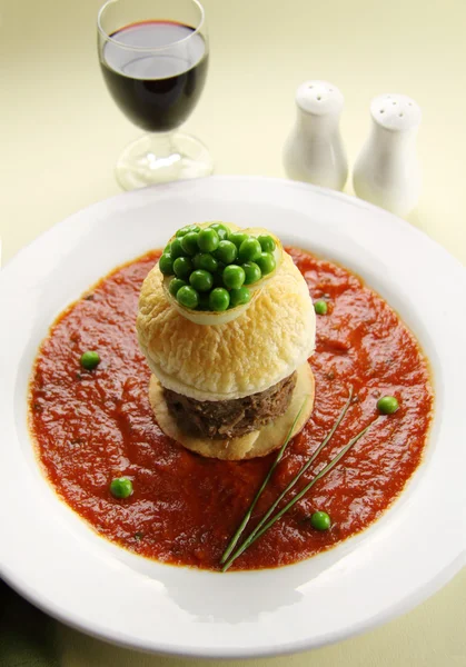 beef pie floater — 图库照片 #11666845