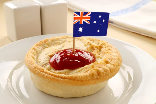 Aussie Meat Pie — Stock Photo, Image