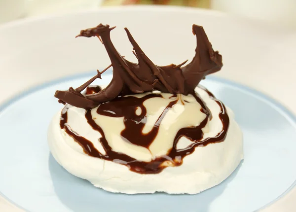 Chocolate Meringue — Stock Photo, Image