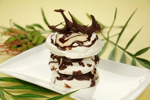 Pila de merengue de chocolate — Foto de Stock