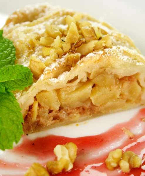 Plaited Apple Pie — Stock Photo, Image