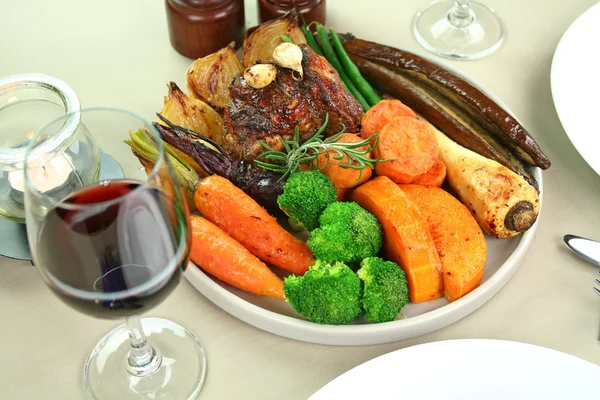 Roasted Lamb And Vegetables — Stock Photo, Image