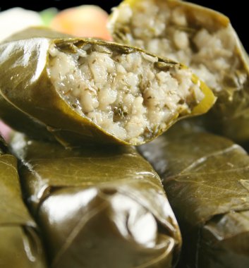 Yunan dolmades