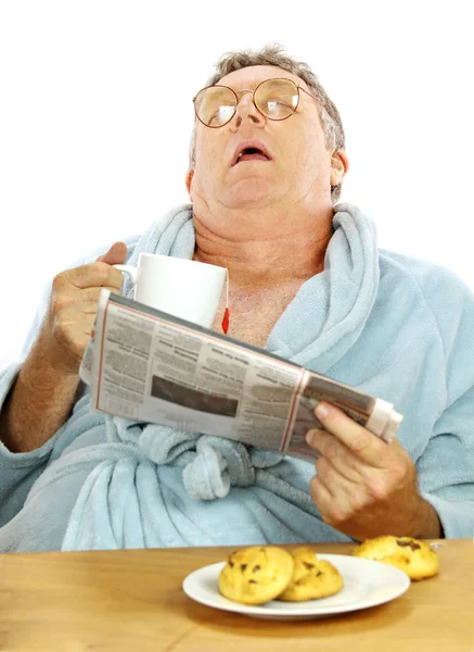 Hombre durmiendo en el desayuno — Foto de Stock