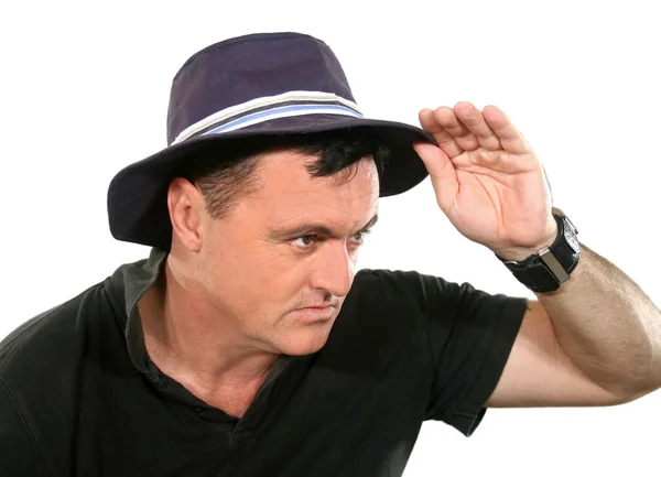 Homem olha para longe no chapéu — Fotografia de Stock