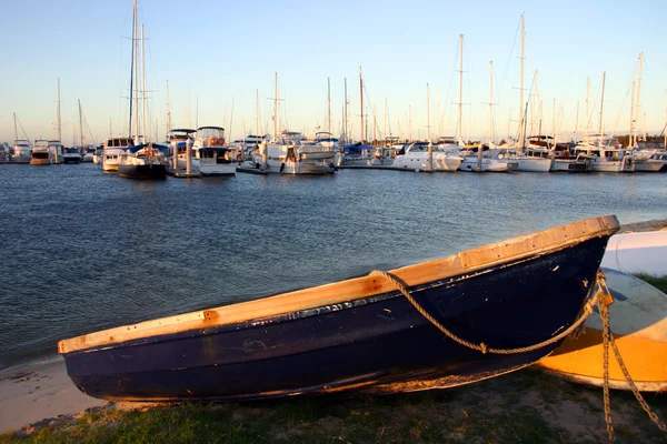 Лодка Марина — стоковое фото