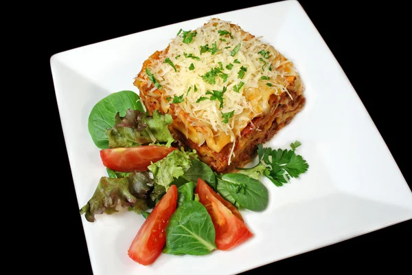 Lasagne i sałatka z 1 — Zdjęcie stockowe