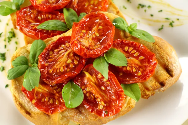 Baked Tomato Bruschetta — Stock Photo, Image