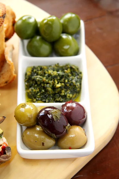 Olives And Pesto — Stock Photo, Image