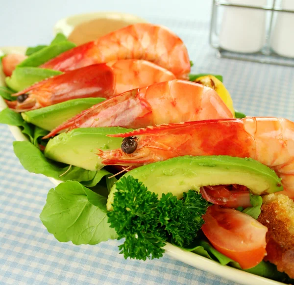 Shrimp And Avocado Salad — Stock Photo, Image