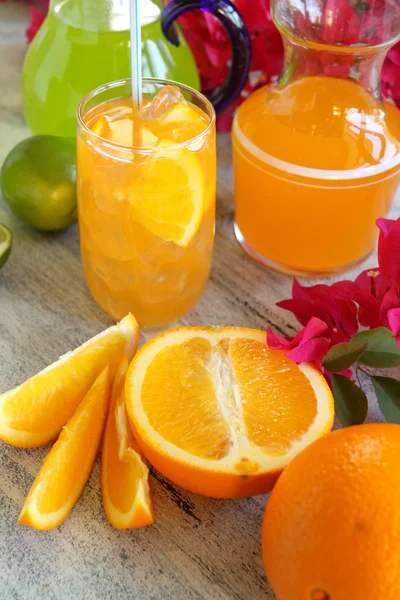 Bebida naranja de verano — Foto de Stock