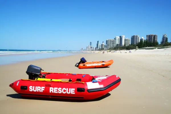 Kurtarma botları gold coast Avustralya sörf — Stok fotoğraf